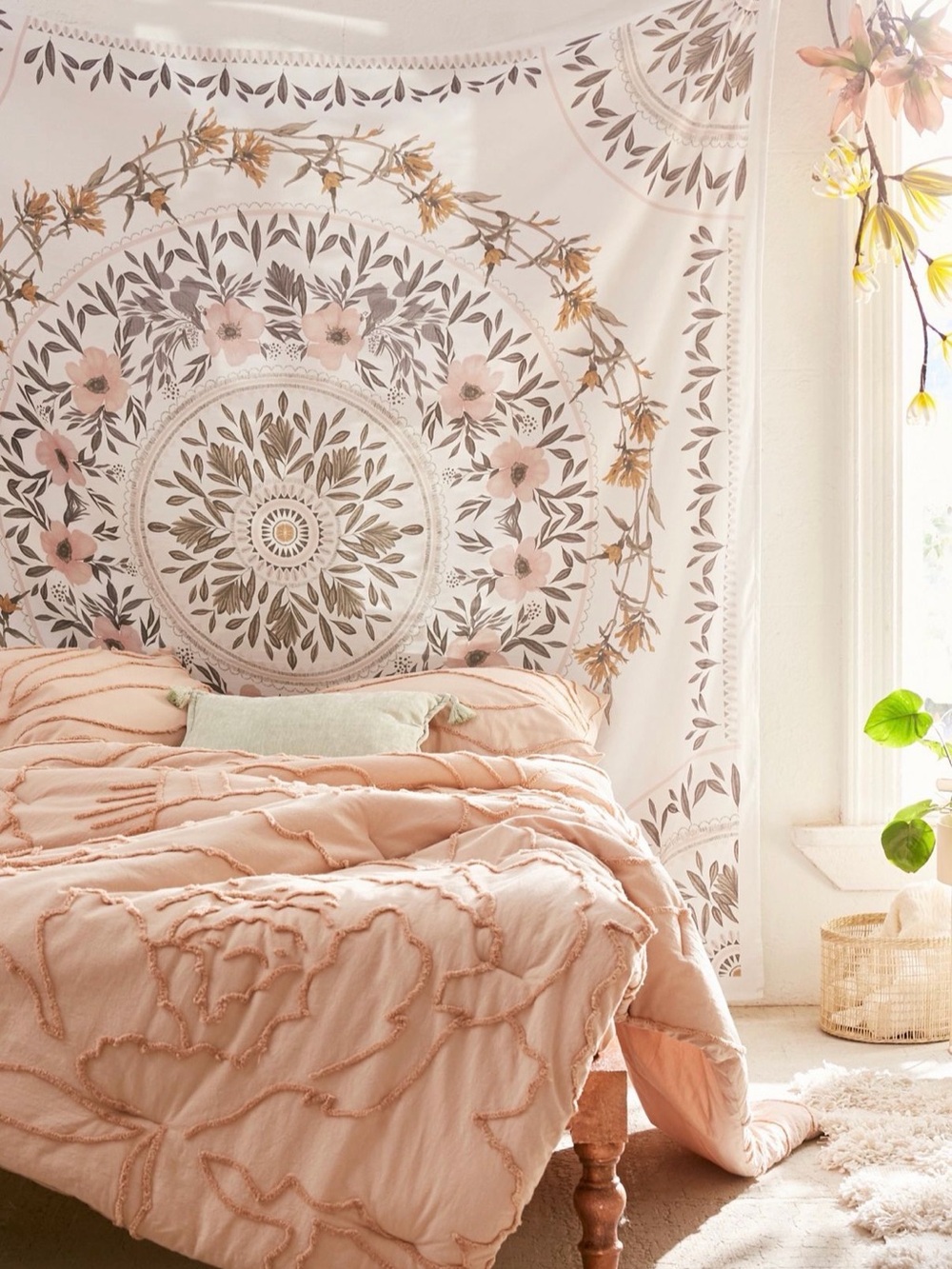 UO Sketched Floral Medallion Tapestry